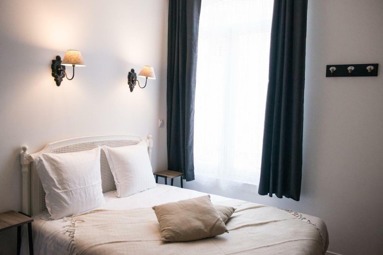 Les Suites Du 17 Aigues-Mortes Bagian luar foto