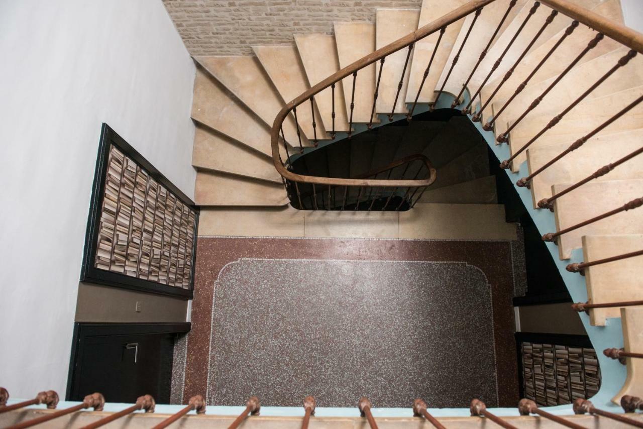 Les Suites Du 17 Aigues-Mortes Bagian luar foto